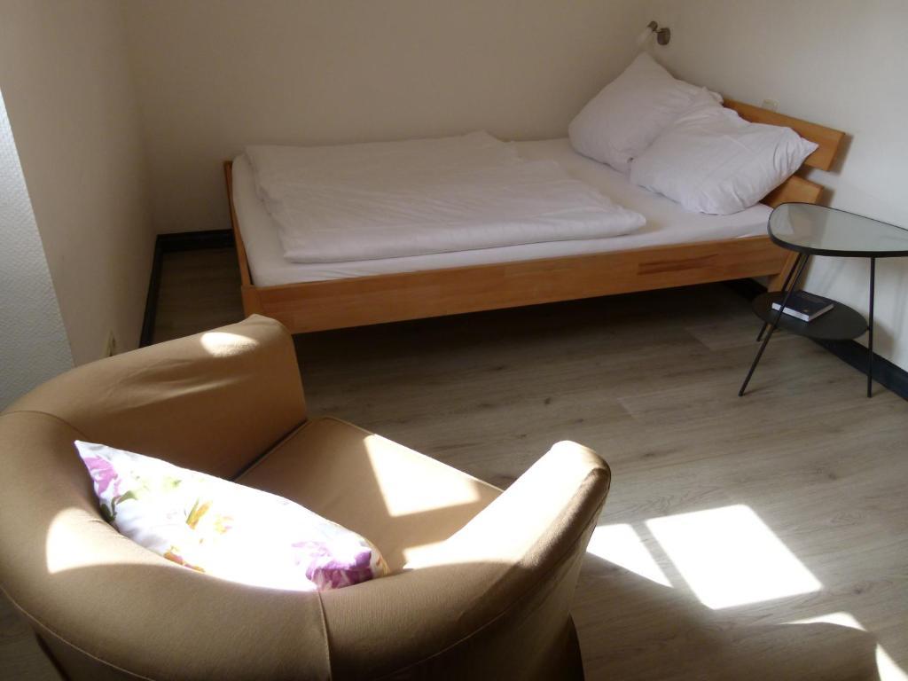 Kolping Hostel Trier Im Warsberger Hof Room photo